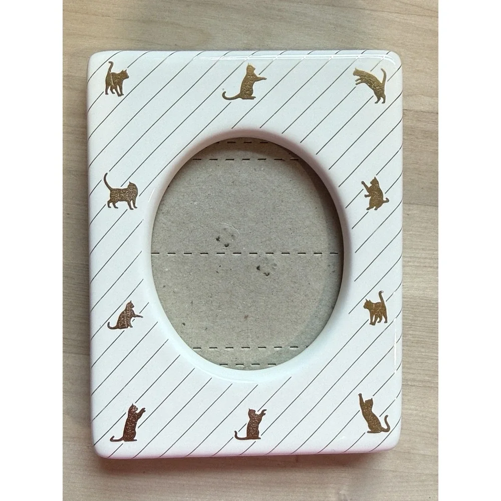 Vintage White Ceramic Picture Frame With Gold Metallic‎ Playful Cats 3x4